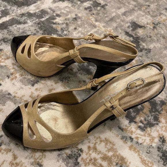 CHANEL heels  - Picture 5 of 5